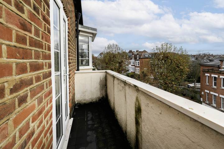 Modern Apartment Sherriff Road, West Hampstead